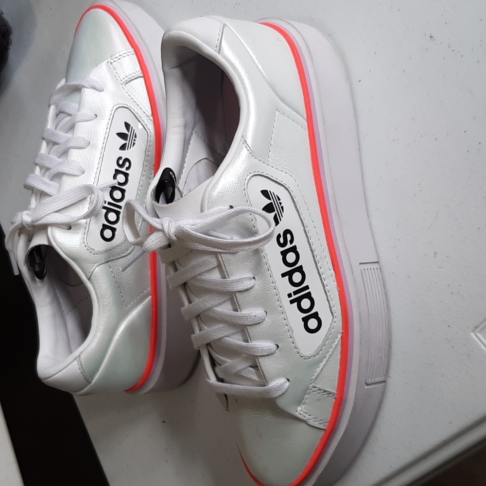 Adidas Sleek Shoes Size 8